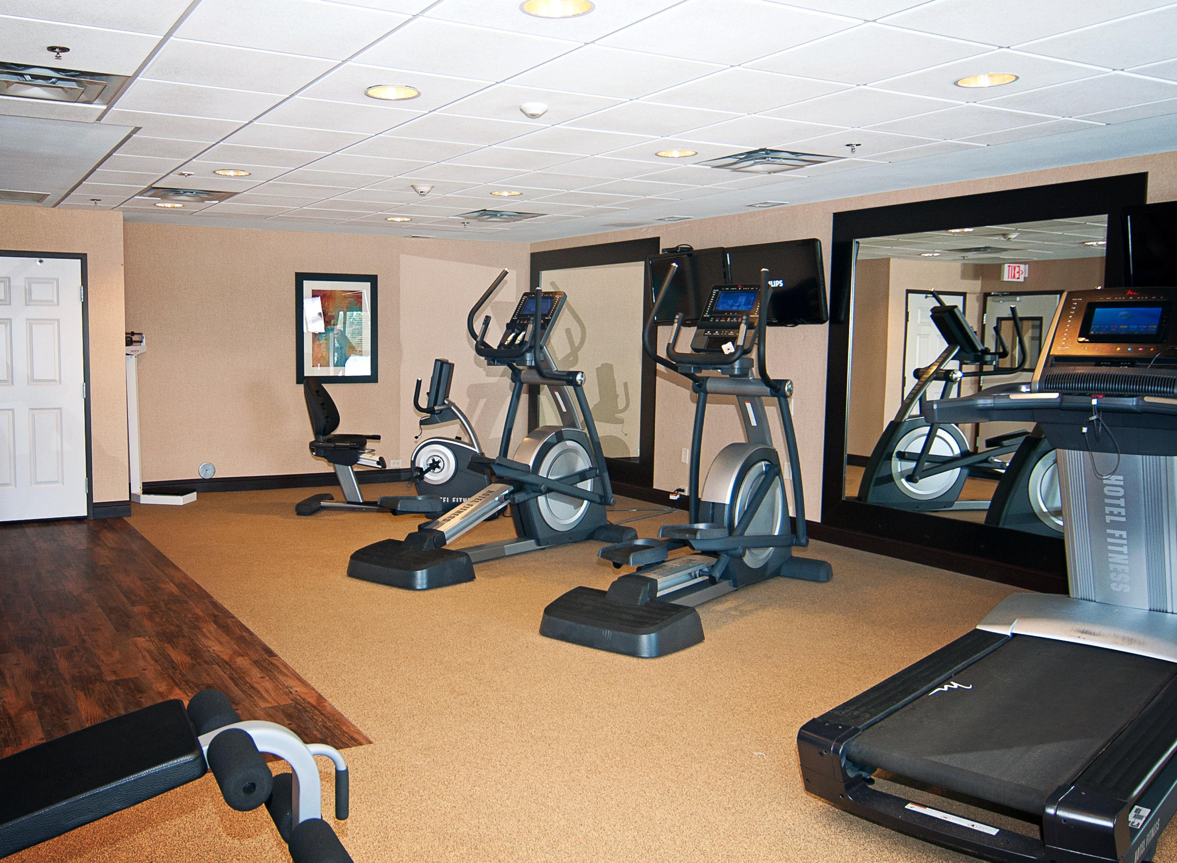 Holiday Inn Express Hotel & Suites Wichita Northeast By Ihg Bagian luar foto