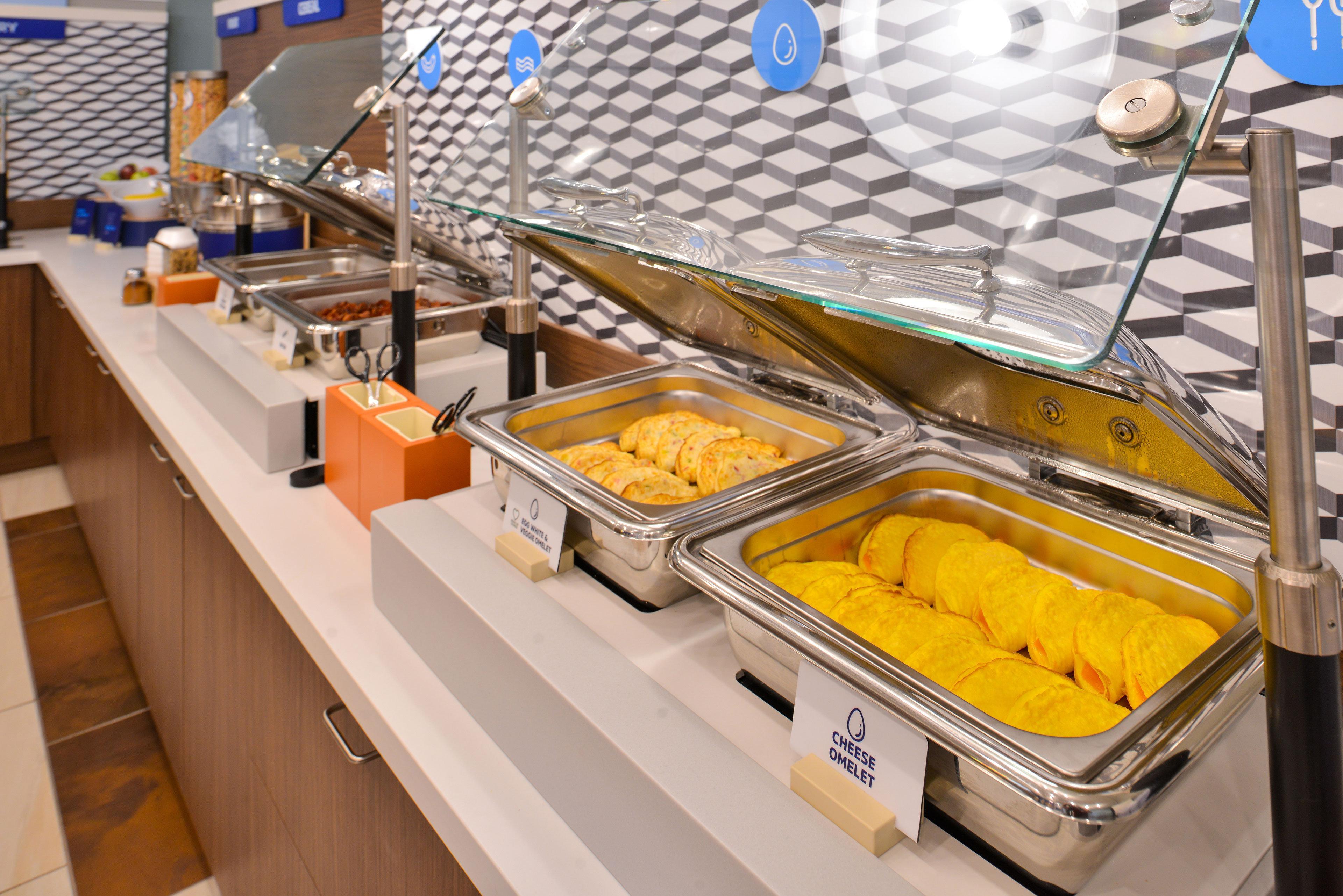 Holiday Inn Express Hotel & Suites Wichita Northeast By Ihg Bagian luar foto